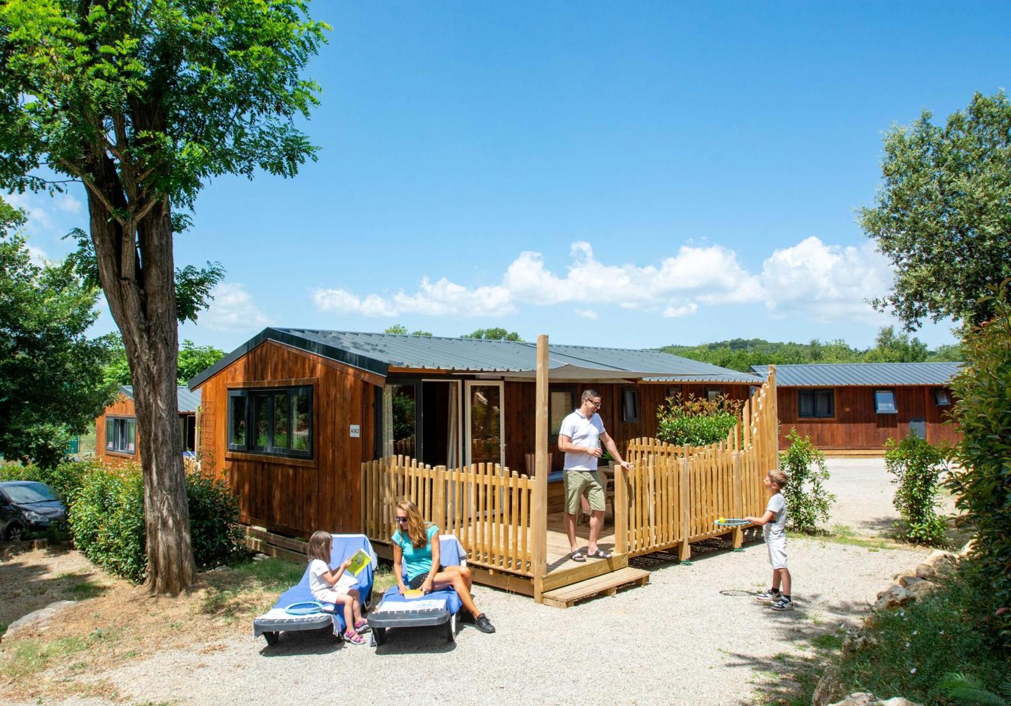 Parc St James Parc Montana 가신 외부 사진